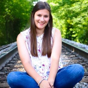 Meet your Posher, Hannah